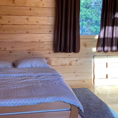 Nyaraló Vikendica Pavle *